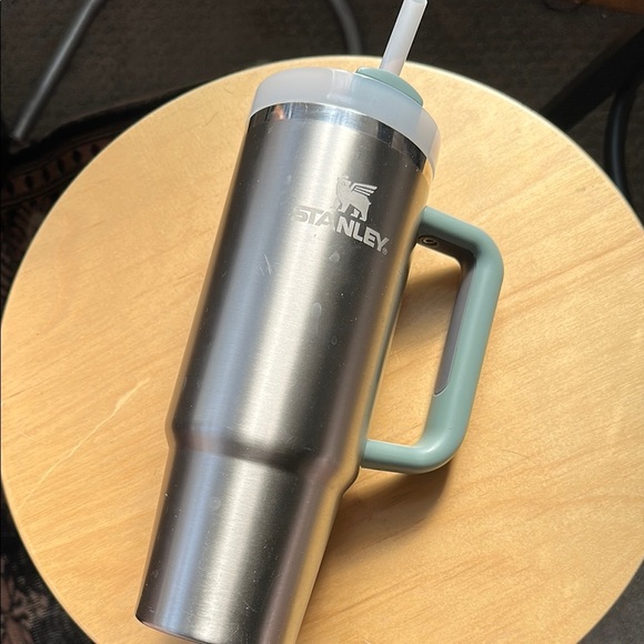 Stanley Stainless Steel Tumbler with Handle - Picture 1 of 3